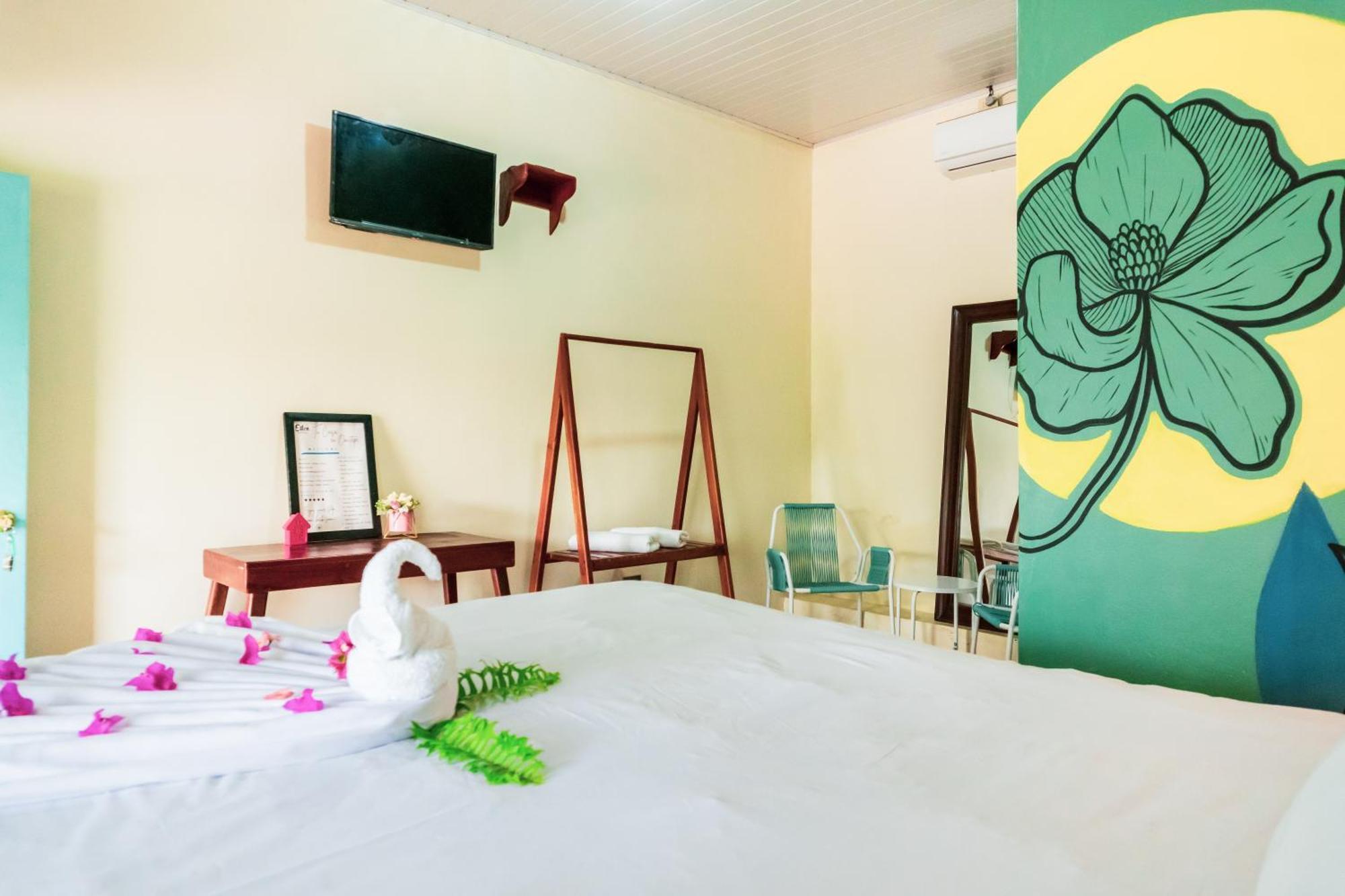 Hostal Eden Мойогальпа Экстерьер фото